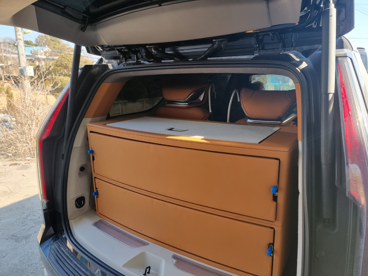 캐딜락 에스컬레이드